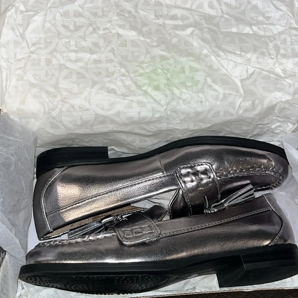 Giani Bernini beautifully tailored